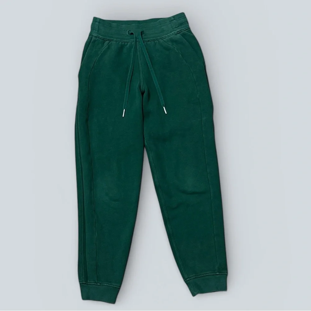 Lululemon Scuba Jogger - Picture 4 of 8